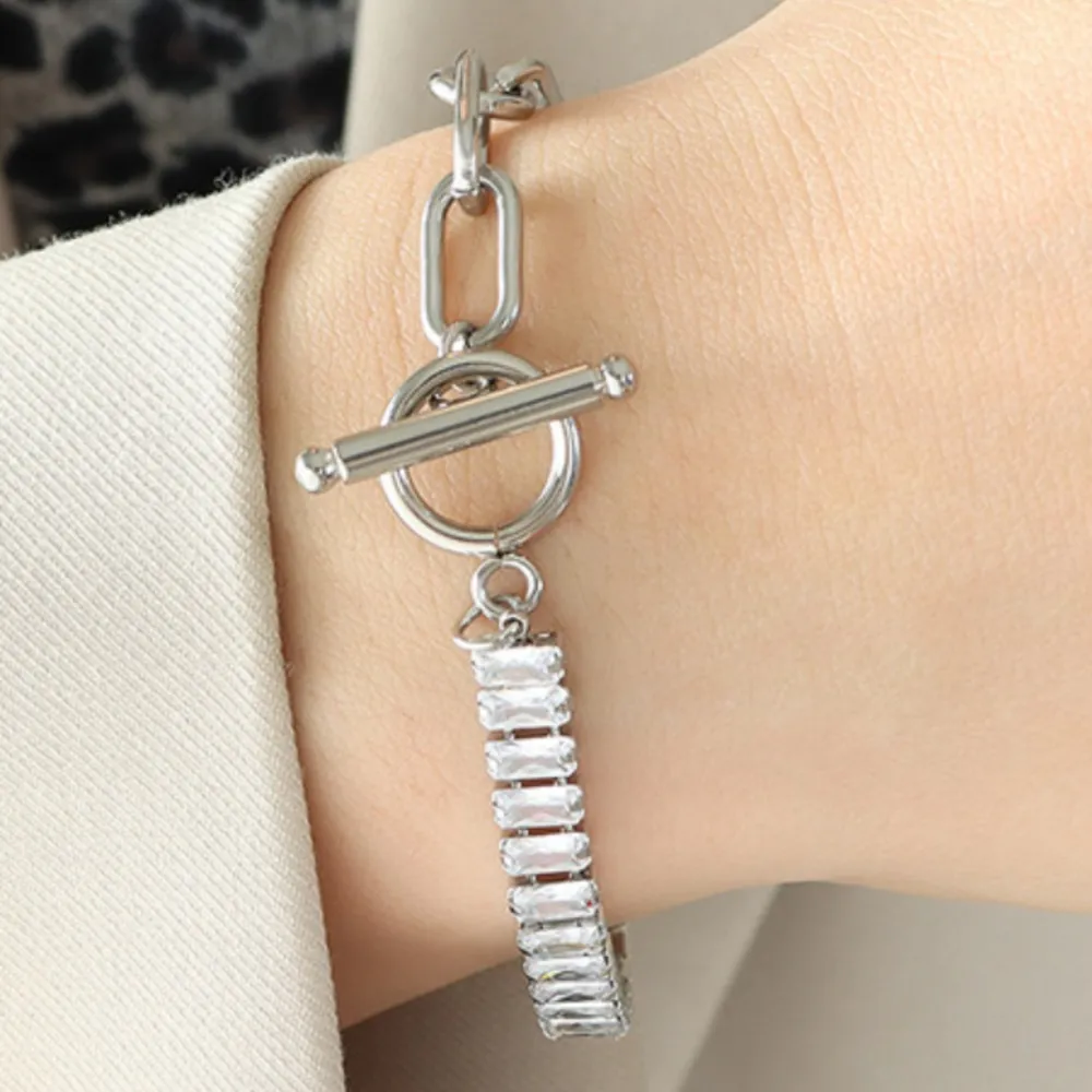 Zircon Titanium Steel Closure Bracelet, image 4