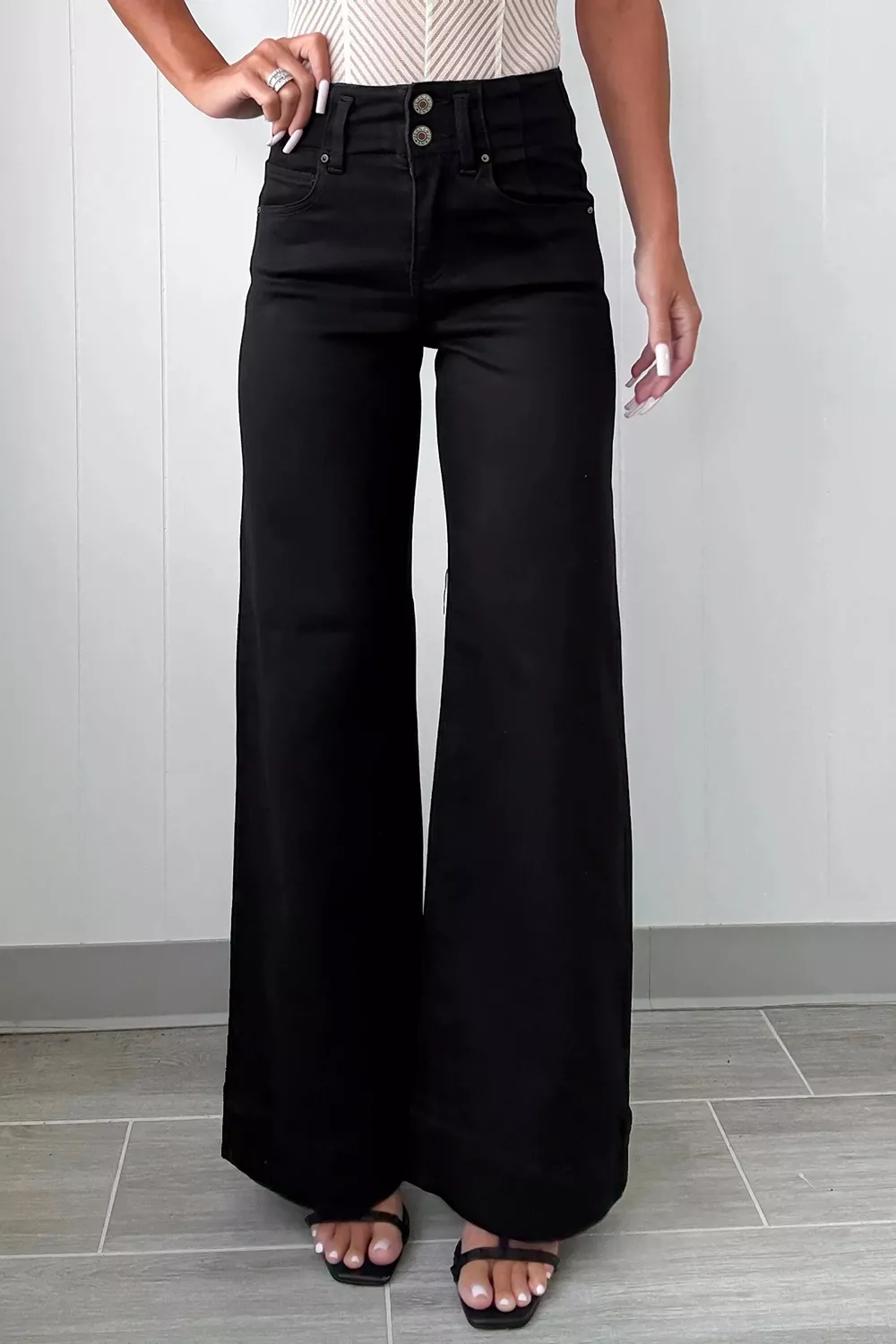 2-Button High Waist Flared Bottom Jeans, image 2