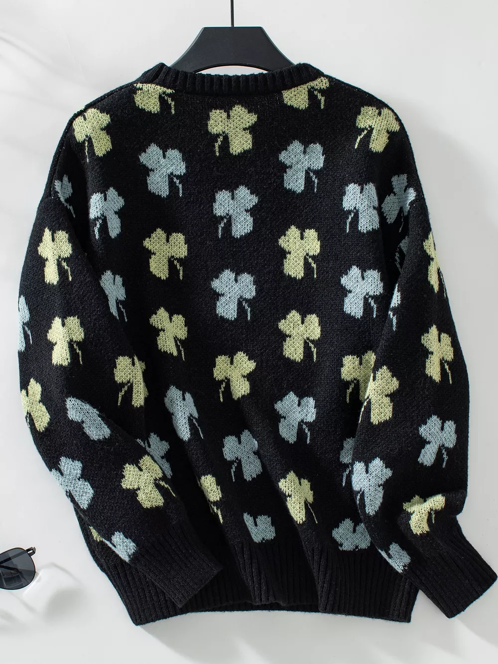 Clover Round Neck Long Sleeve Sweater, image 7