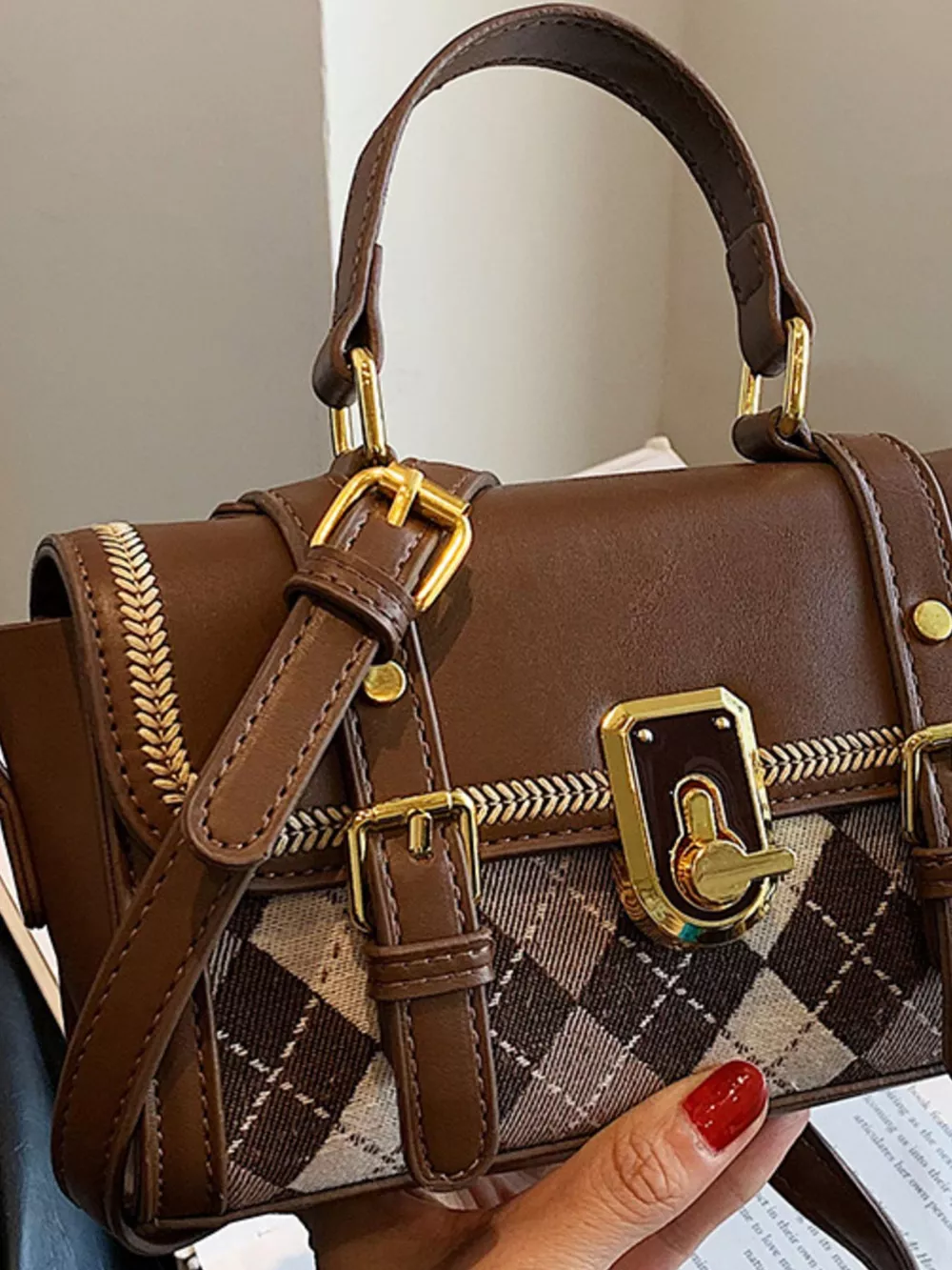 Argyle Pattern Flap Crossbody Bag, image 6
