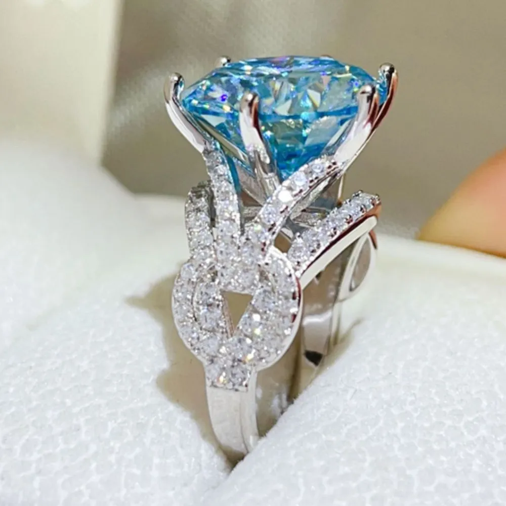 10 Carat Moissanite 925 Sterling Silver Ring, image 2