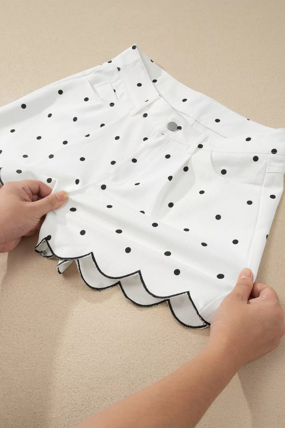 Polka Dot Scalloped Hem Shorts, image 6