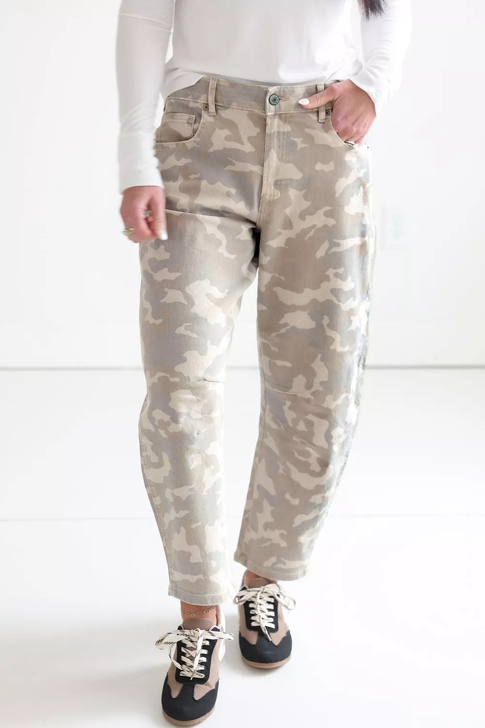 Camouflage Print Pocket Ankle-Length Barrel Jeans, image 5