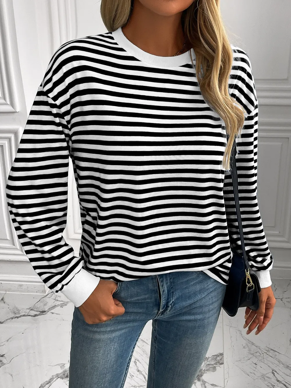 Striped Round Neck Long Sleeve Sweatshirt