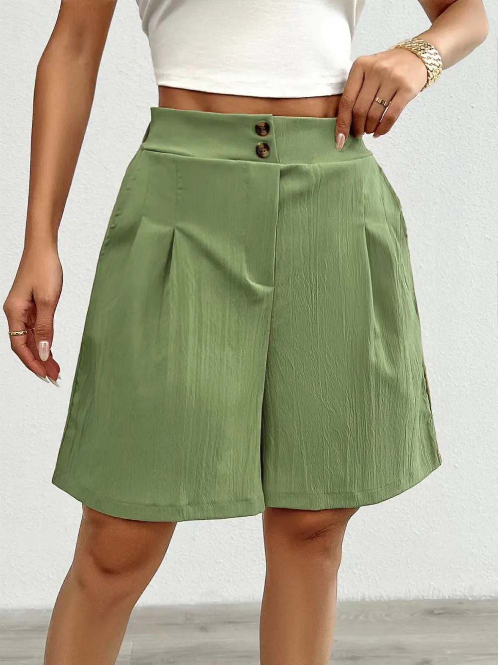 High-Waisted Pleated Shorts, image 30