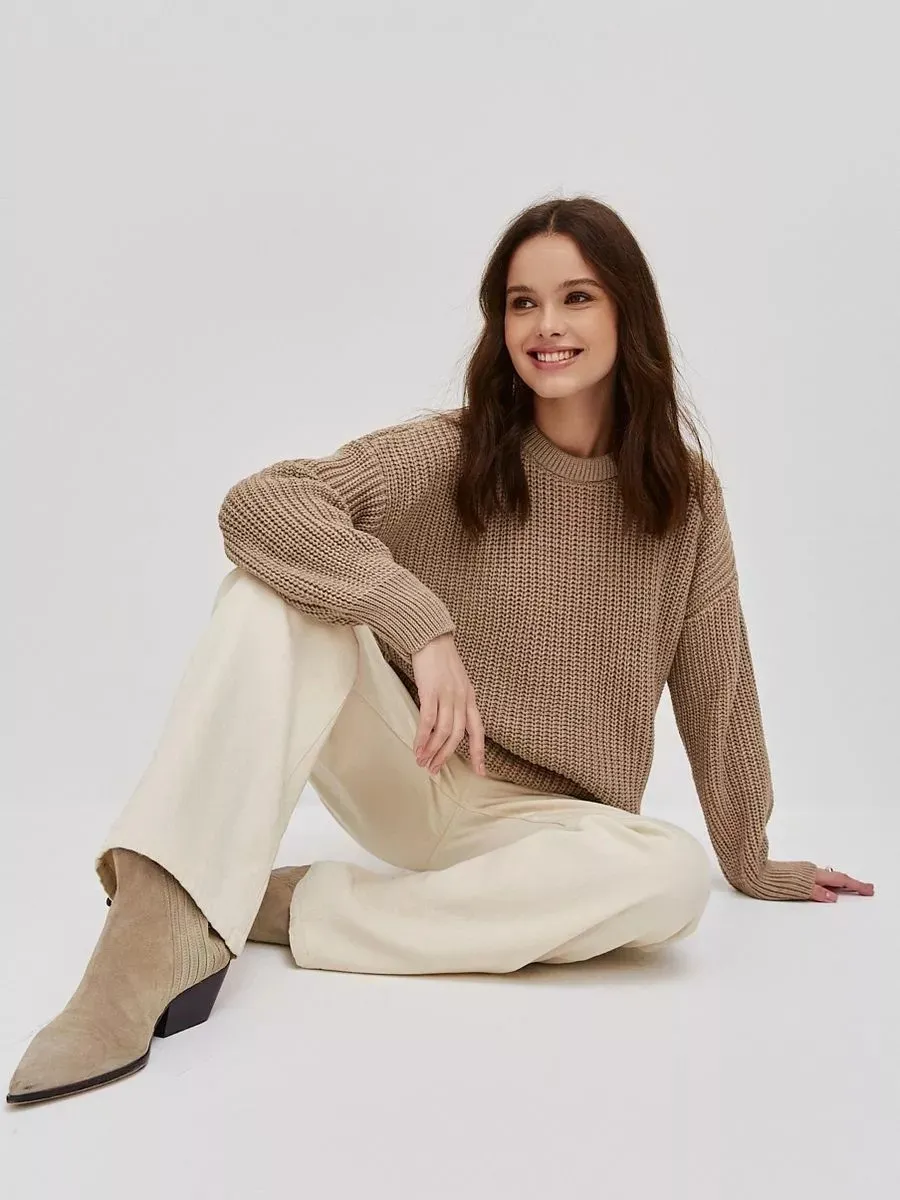 Round Neck Long Sleeve Sweater, image 2