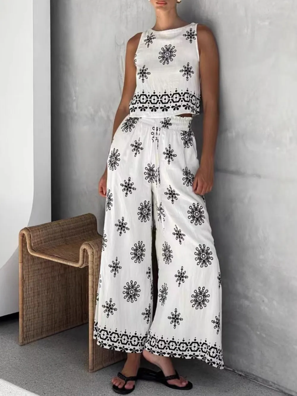 Printed Tank and Wide Leg Pants Set, image 2