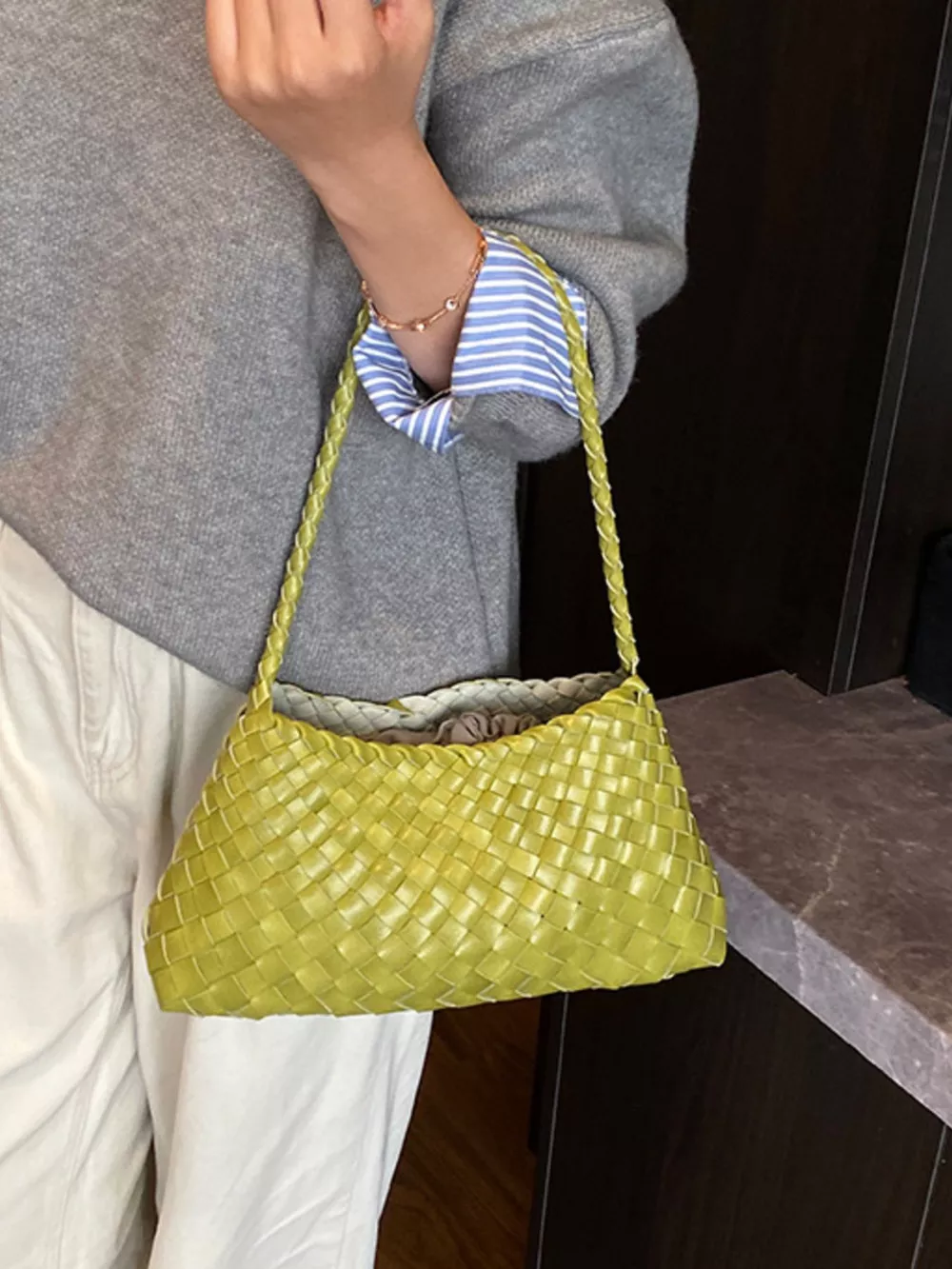 Drawstring Woven Shoulder Bag, image 2