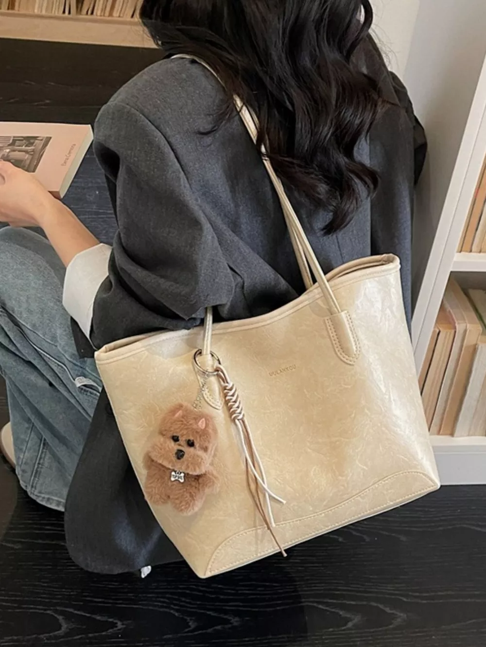 Teddy Bear Charm Tote Bag, image 3