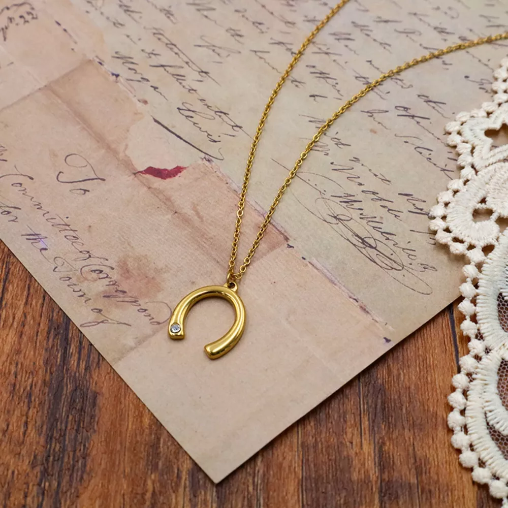 18K Gold-Plated Horseshoe Pendant Necklace, image 4