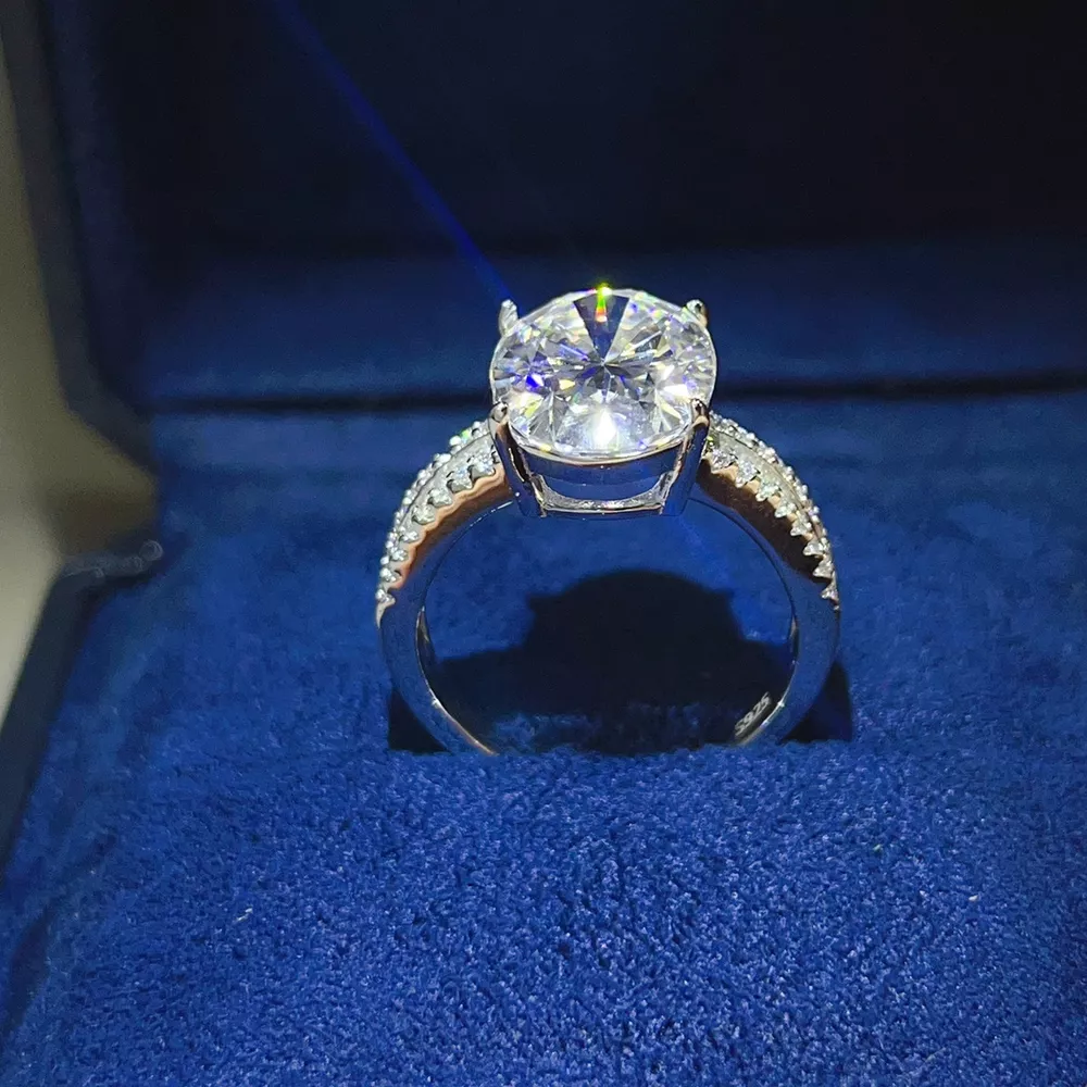 8 Carat 925 Sterling Silver Moissanite Oval Ring, image 6
