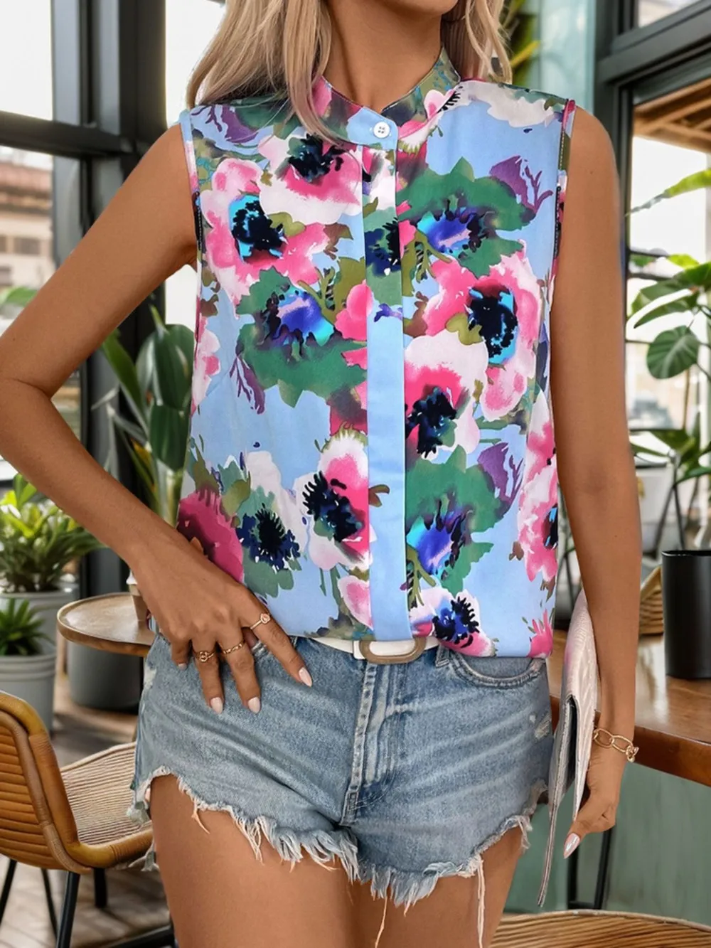 Printed Round Neck Sleeveless Blouse, image 3
