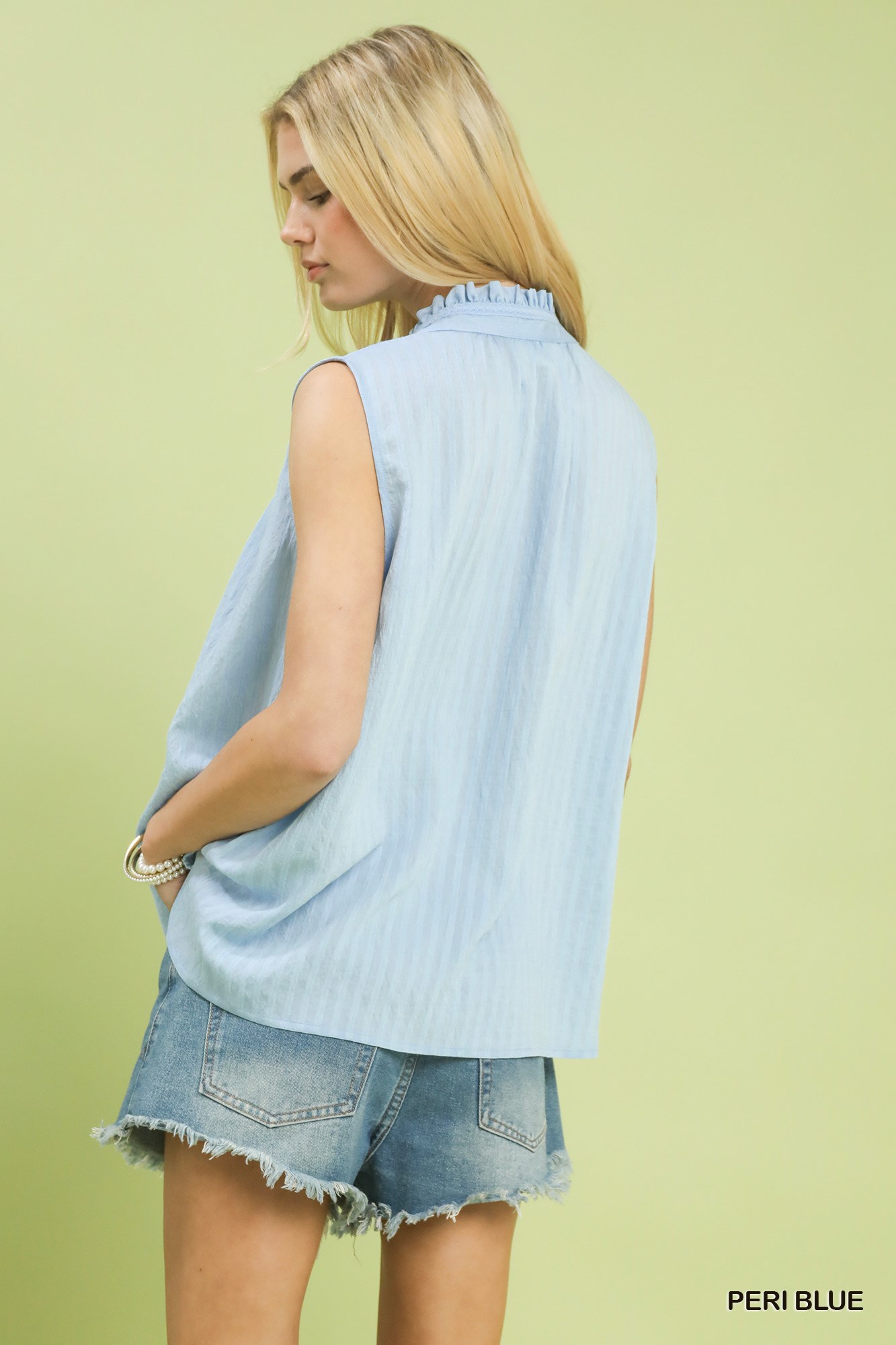 Sleeveless Textured Split Neck Top, image 4