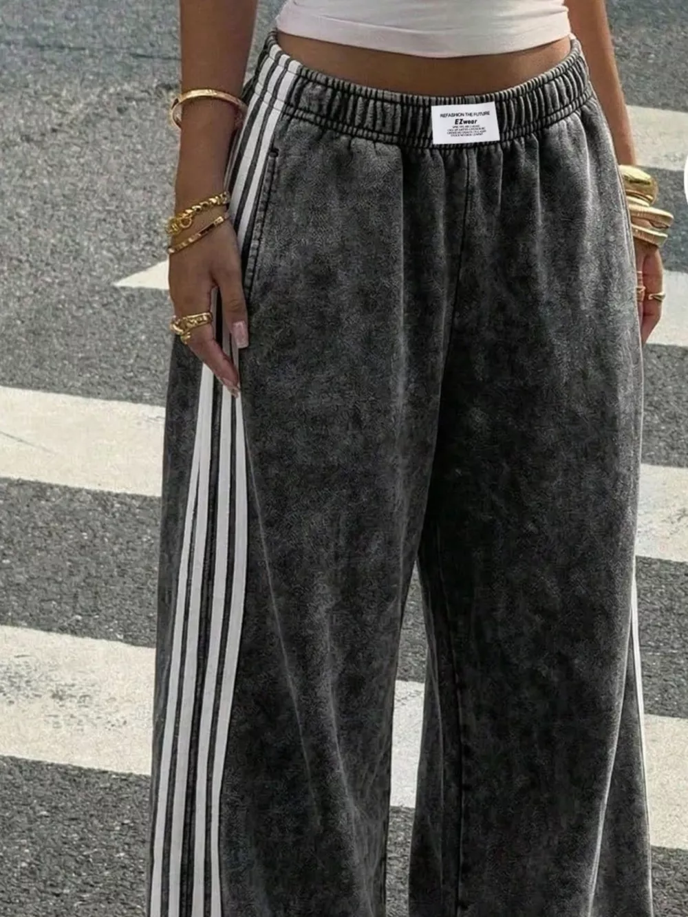 High-Waisted Wide-Leg Track Pants with Side Stripes, image 9
