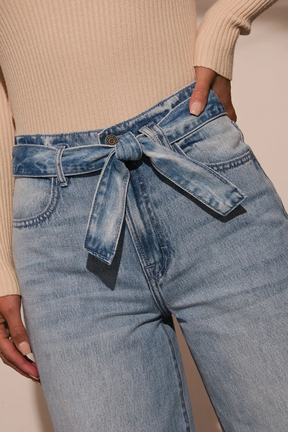 Tied Wide Leg Jeans with Pockets, image 4