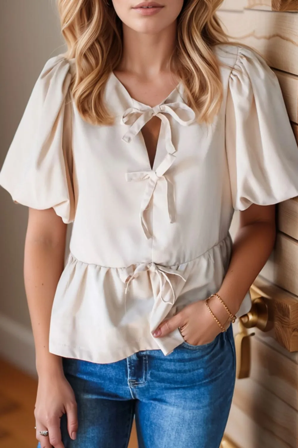 Bow Tie Short Puff Sleeve Ruffle Hem Blouse