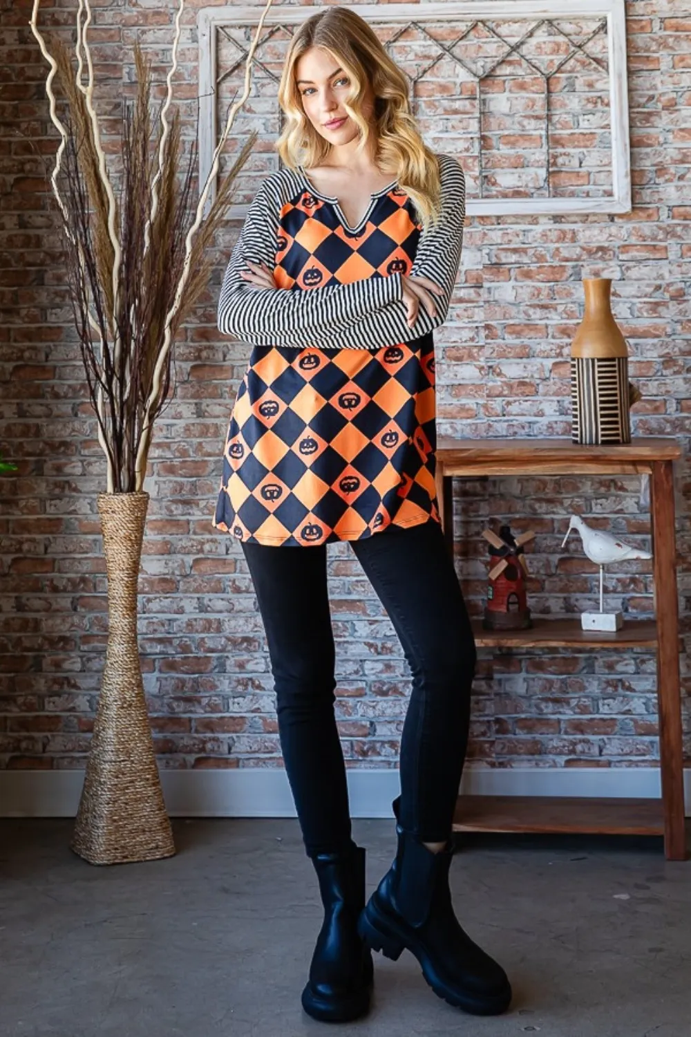 Full Size Checkered Contrast Striped Long Sleeve T-Shirt, image 7