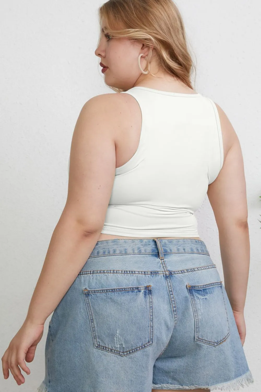 Full Size Round Neck Slim Tank, image 18
