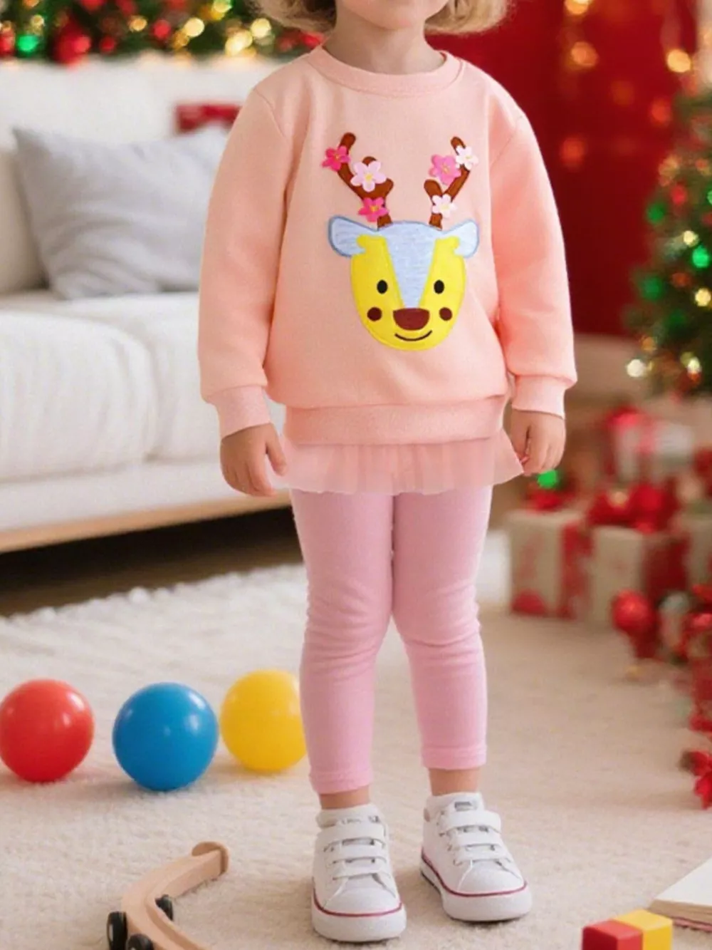 Children's Reindeer Applique Round Neck Sweatshirt
