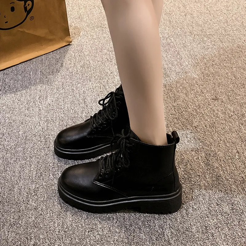 Round-Toe Lace-Up Martin boots, image 2