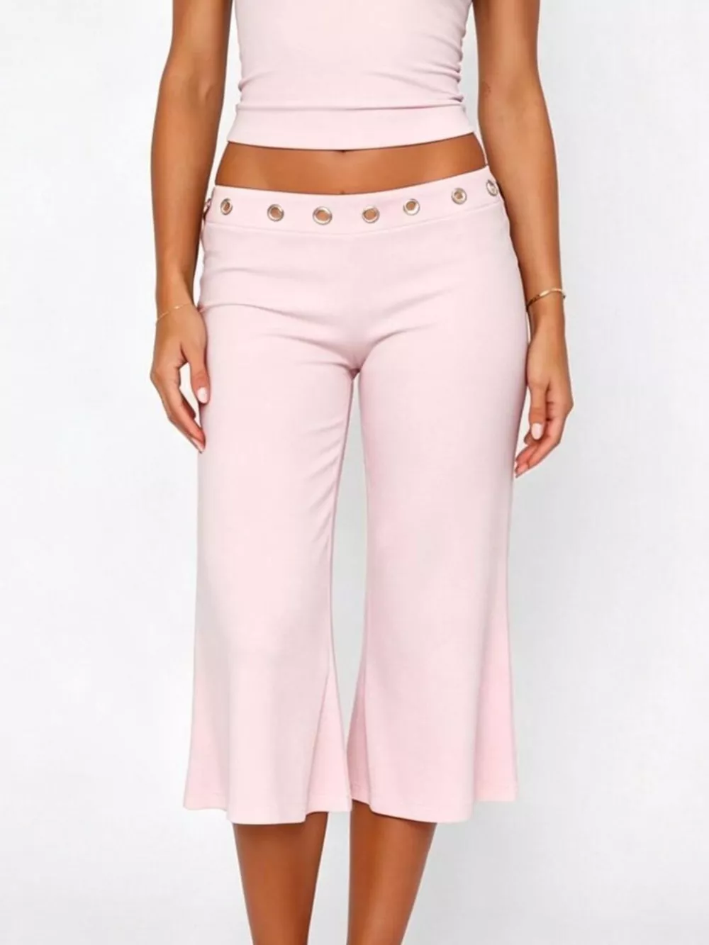 Mid Rise Capris Pants, image 23