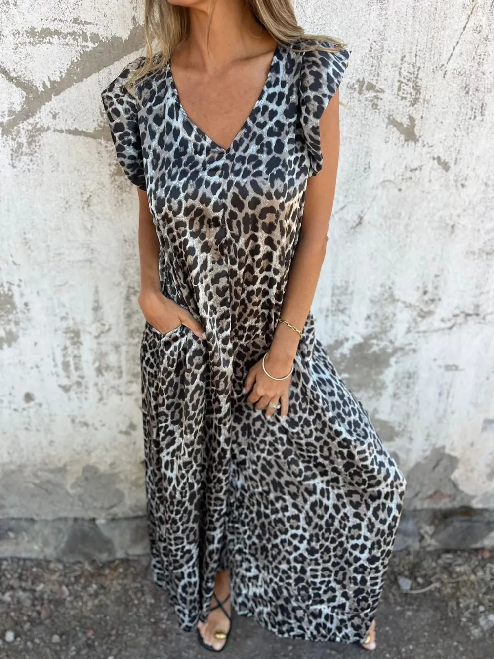 Full Size V-Neck Cap Sleeve Wide Leg Jumpsuit Plus Size, image 10