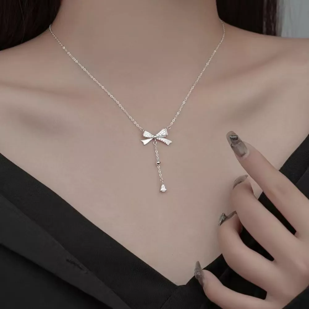 925 Sterling Silver Bow Pendant Necklace