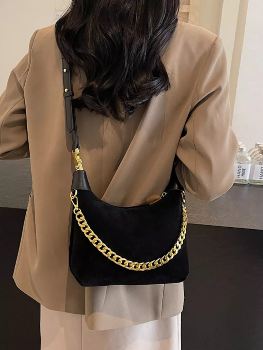 Chain Detail Crossbody Bag, image 4
