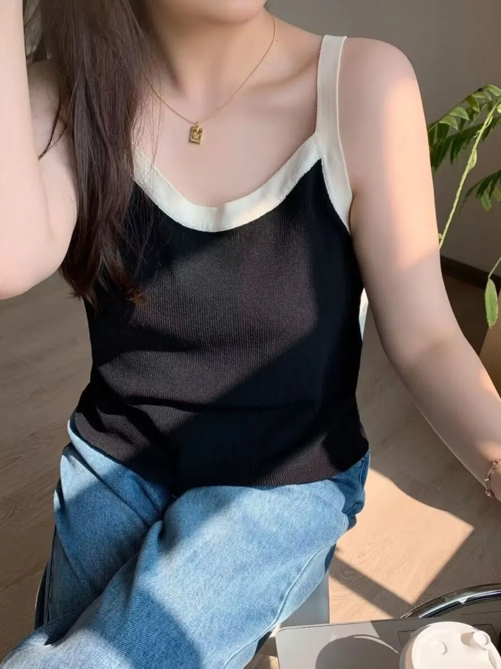 Contrast Trim Cami Top, image 2