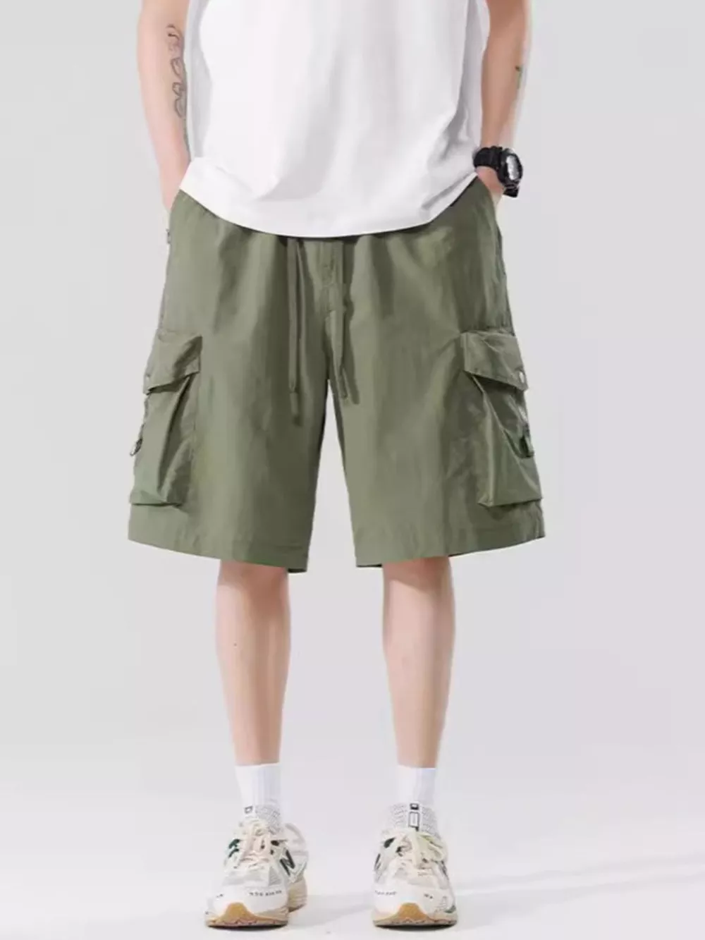 Men's Relaxed Fit Cargo Shorts, image 2