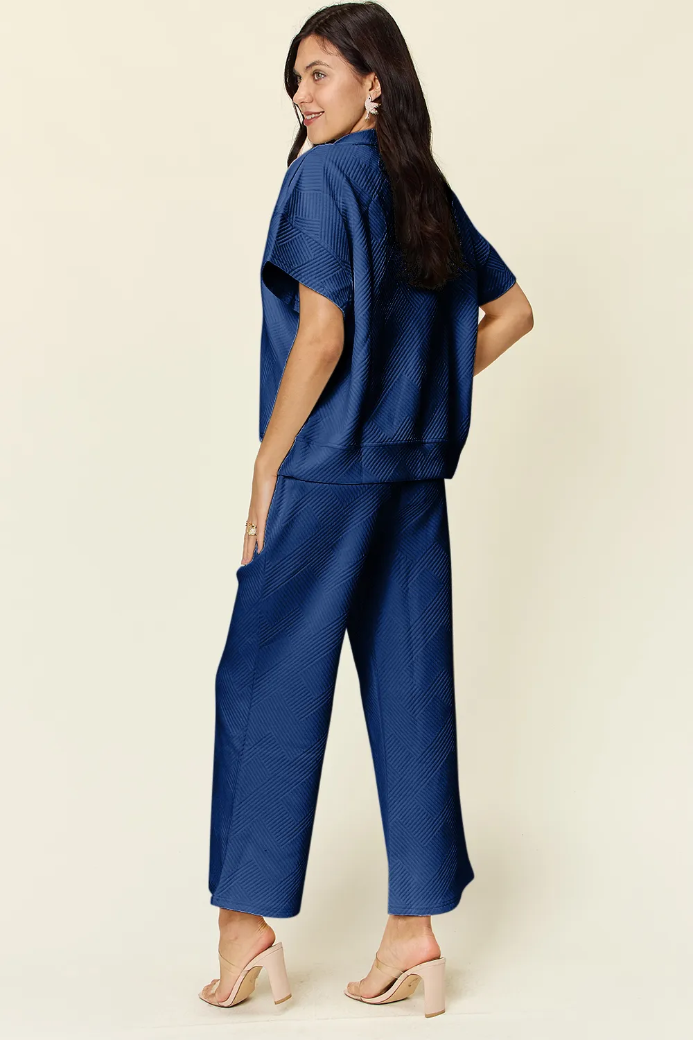Full Size Texture Half Zip Short Sleeve Top and Pants Set, image 18