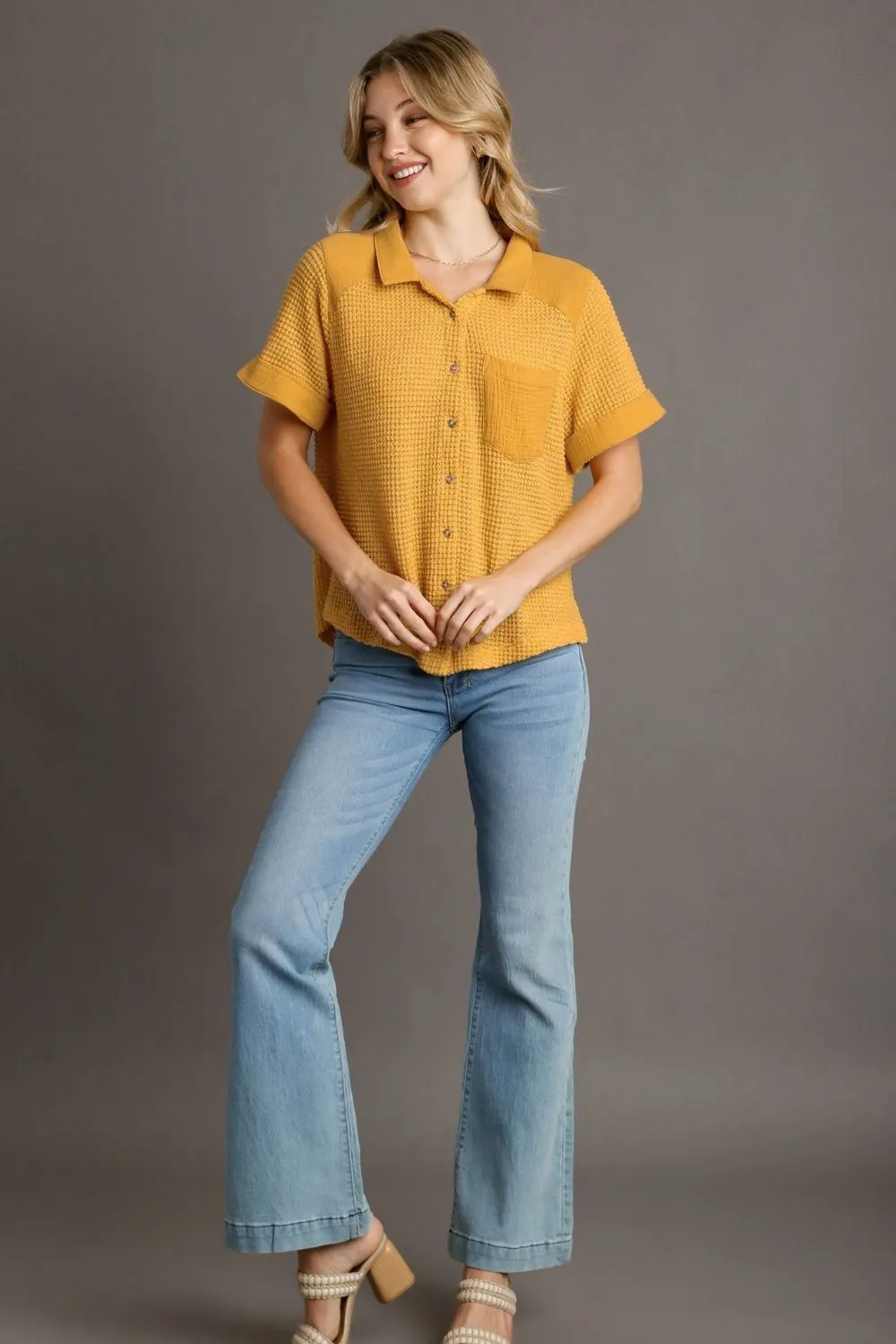 Full Size Waffle-Knit Short Sleeve Button Down Shirt Plus Size, image 3