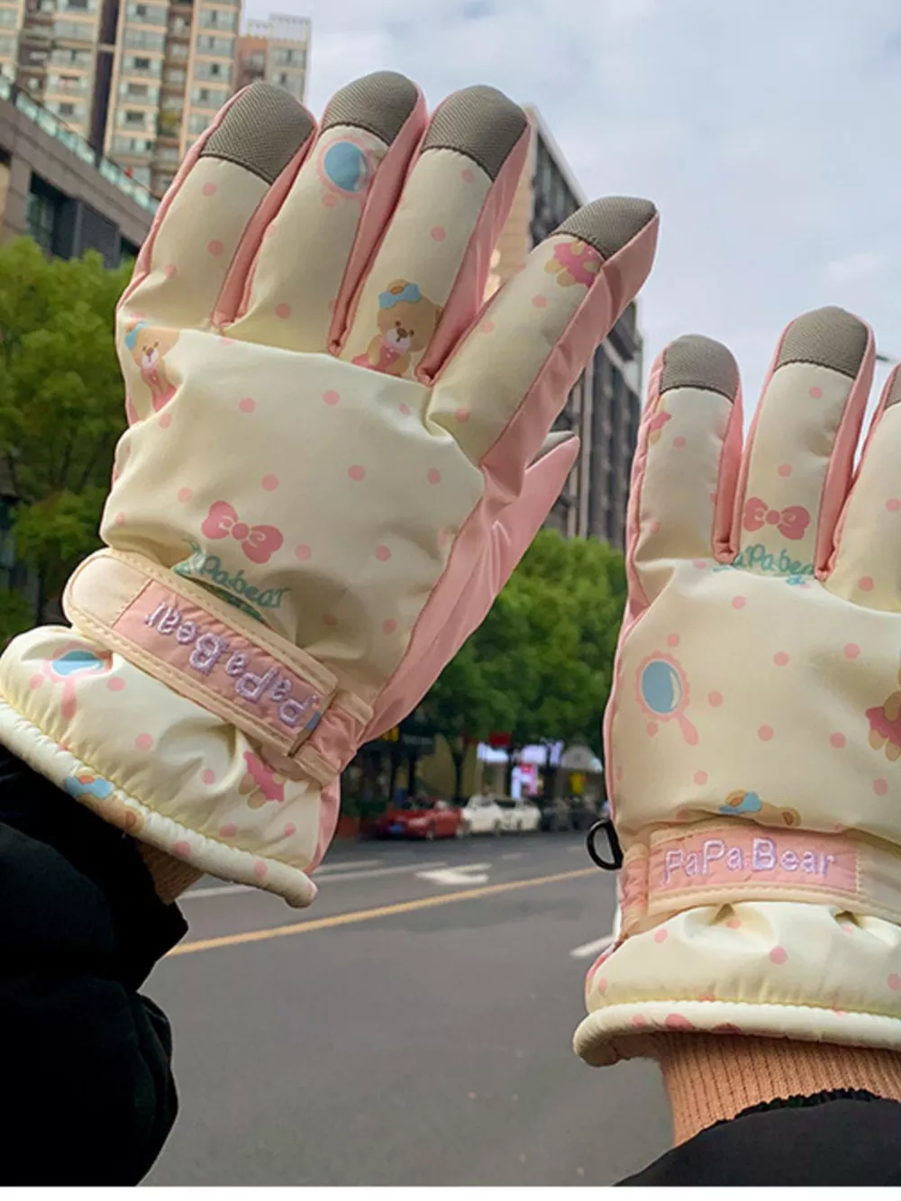 Bear Patterned Winter Gloves, image 4