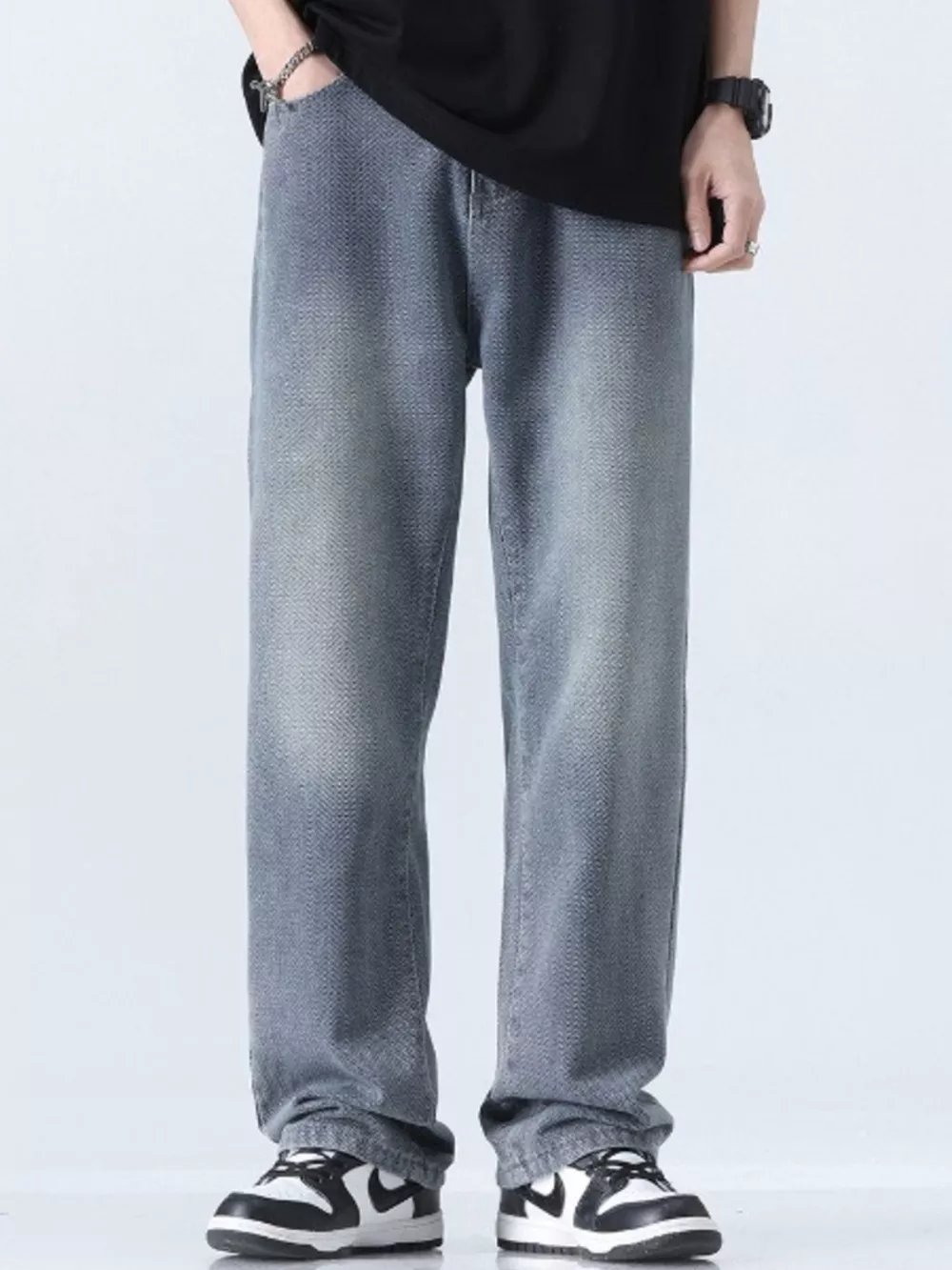 Men's Relaxed Fit Straight Leg Jeans, image 2