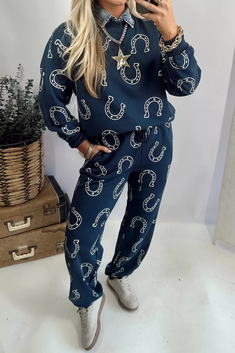 Lucky Horseshoe Print Sweatshirt and Pants Set, image 2