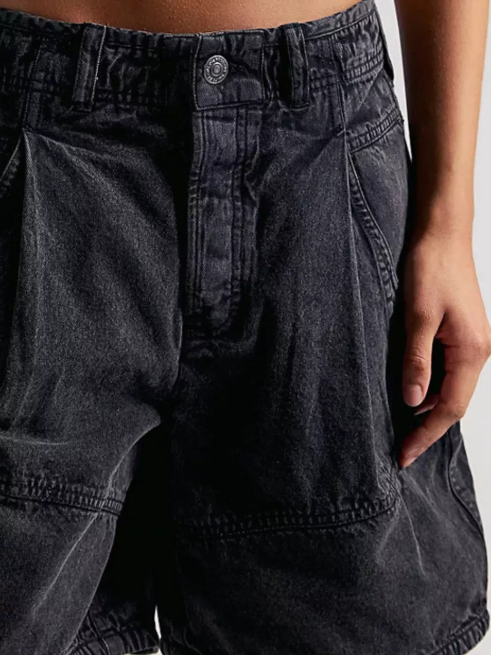High-Waisted Denim Shorts, image 3