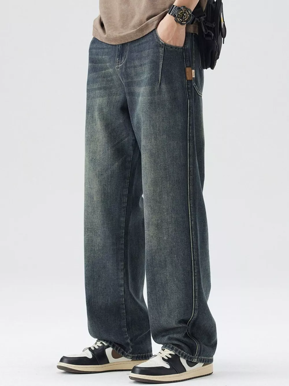 Men's Washed Wide Leg Relaxed Fit Jeans, image 7