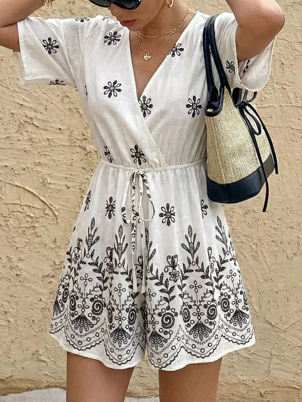 Printed Surplice Half Sleeve Romper, image 4