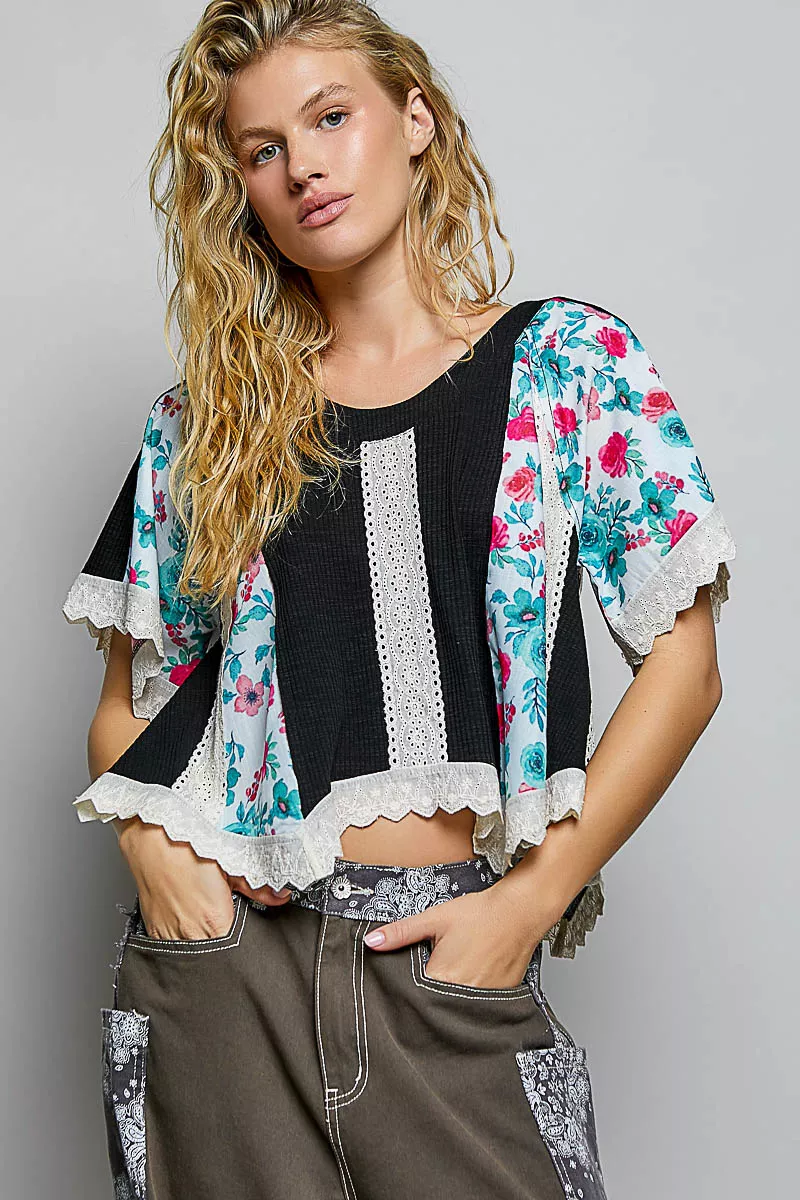 Round Neck Ribbed Cropped Top with Lace Detail, image 2