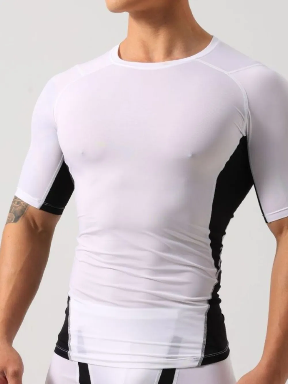 Men's Contrast Round Neck Short Sleeve T-Shirt, image 4
