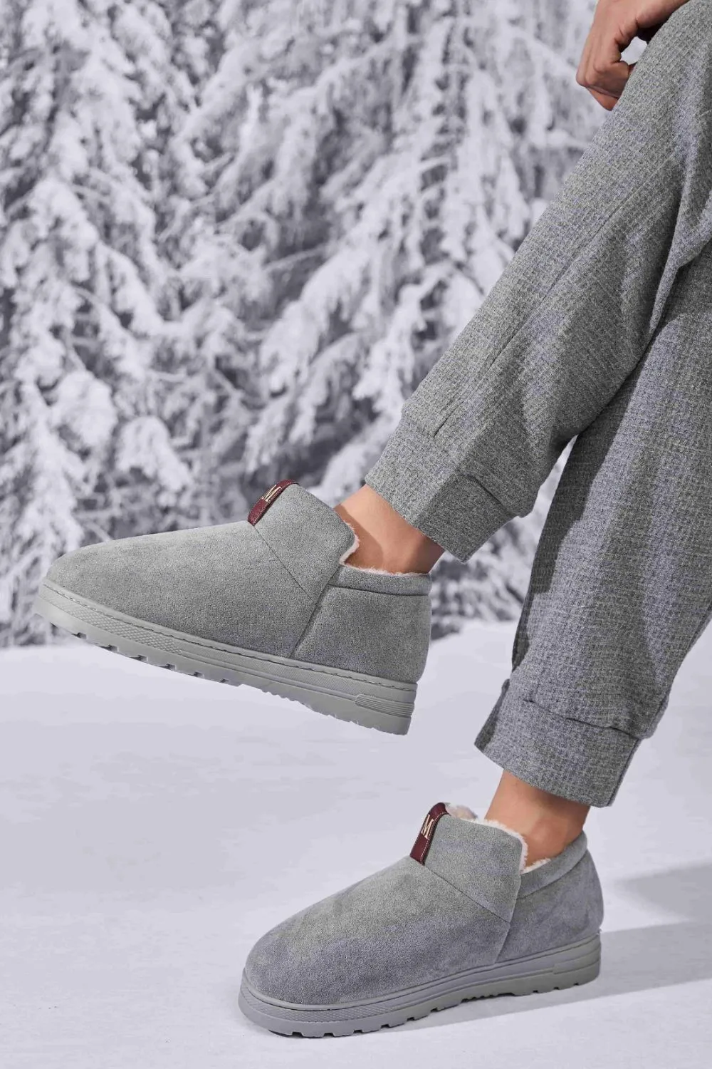 Letter M Suede Round Toe Slippers, image 15