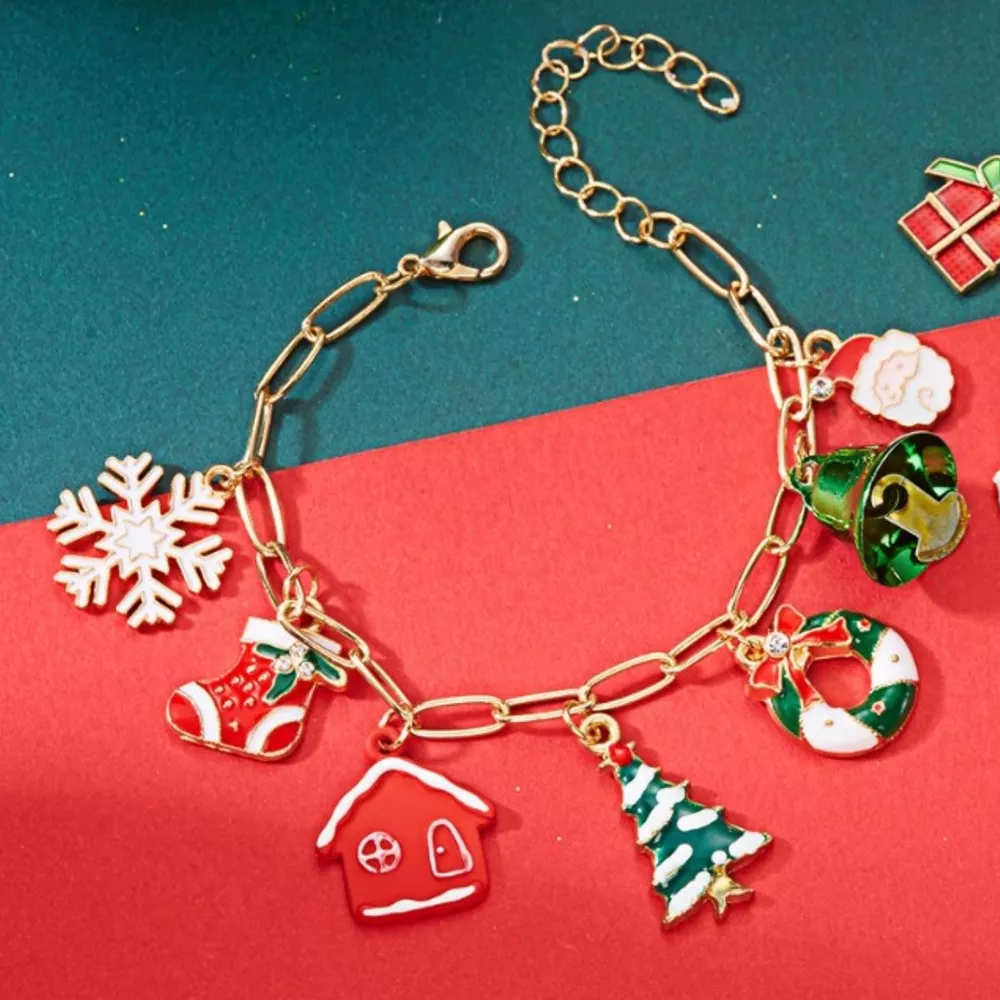 18K Gold-Plated Resin Christmas Theme Bracelet, image 4