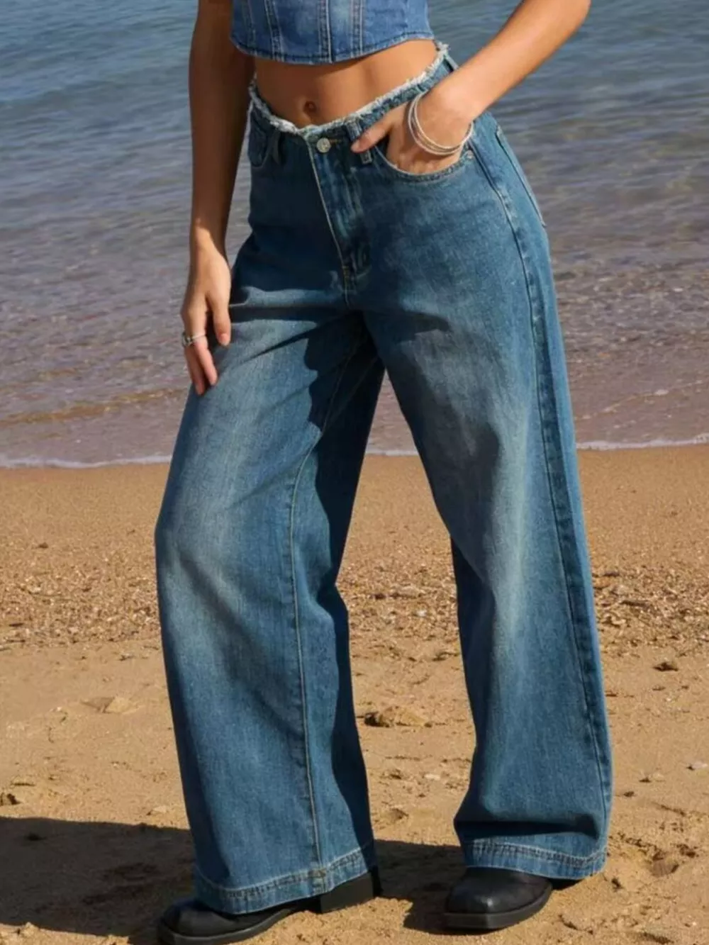 Frayed Hem Wide Leg Jeans, image 2