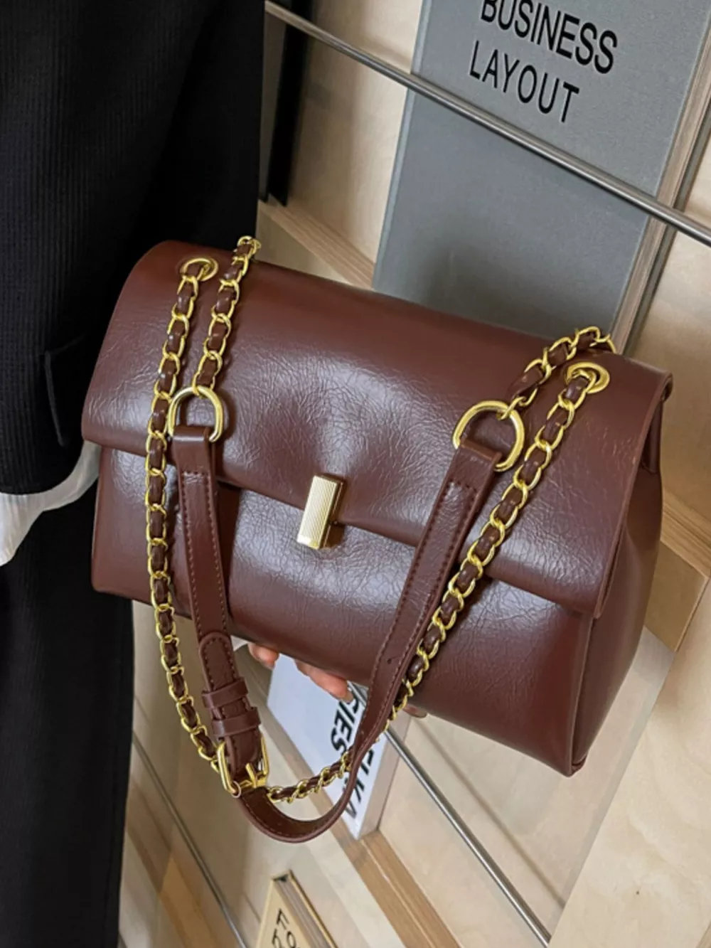 Chain Strap Shoulder Bag, image 3