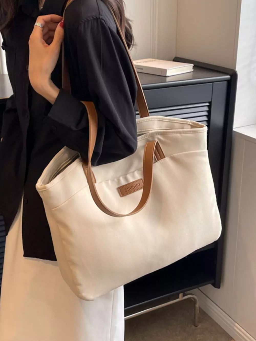 Large Capacity Canvas Shoulder Bag, image 3