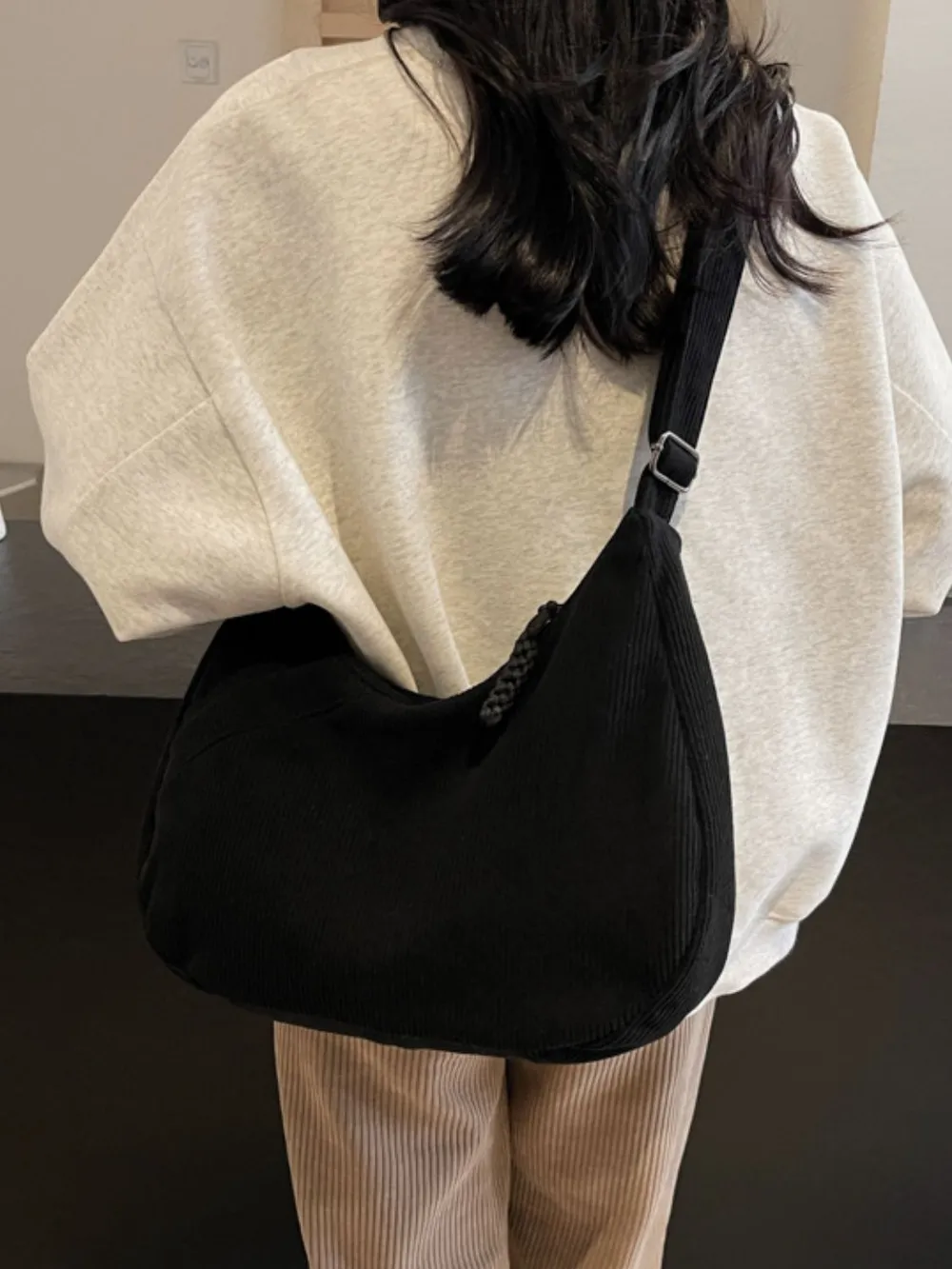 Ribbed Adjustable Strap Shoulder Bag, image 14