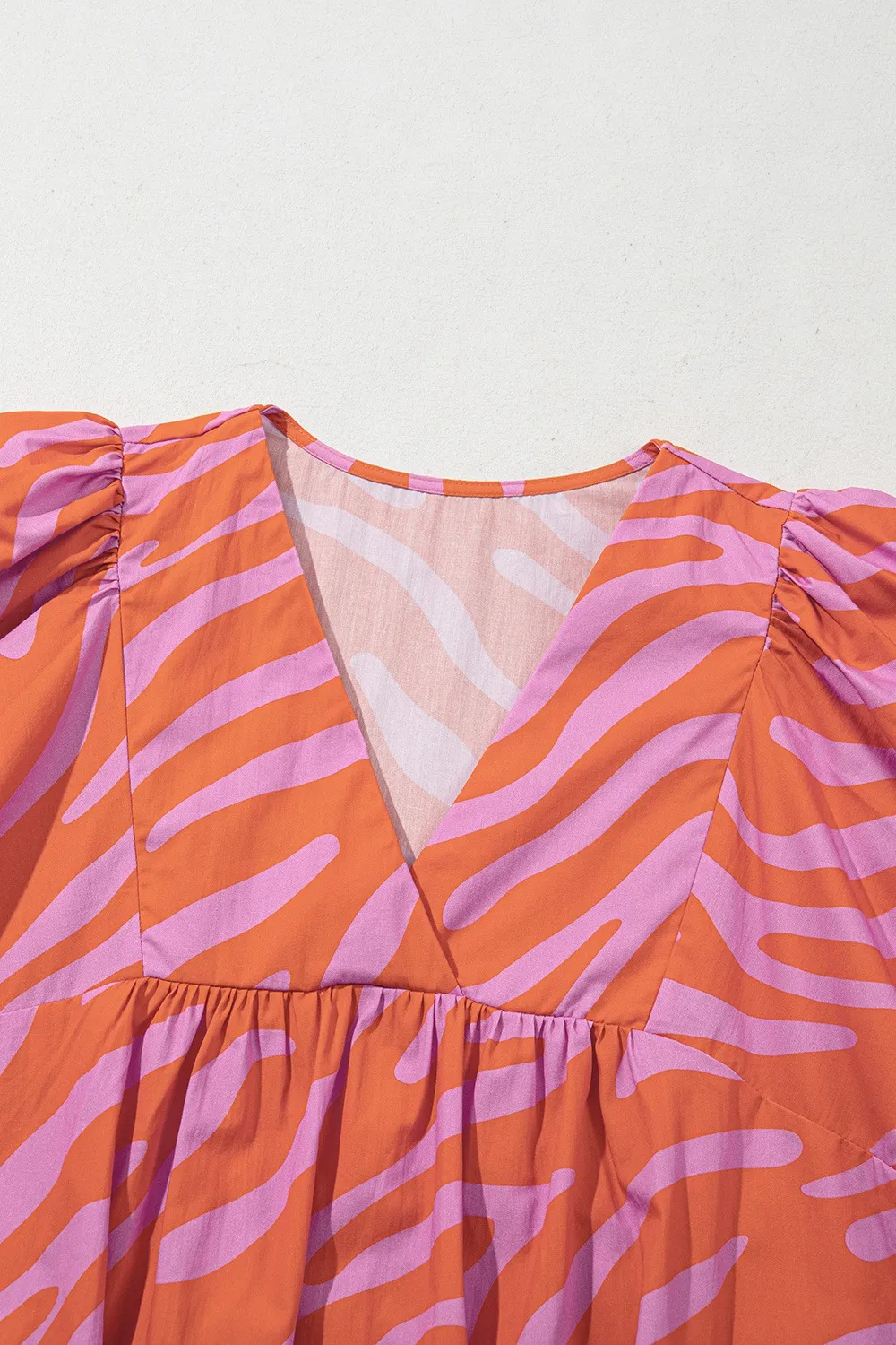 Zebra Stripe Print Ruched Cuff Half Sleeve V Neck Blouse, image 6