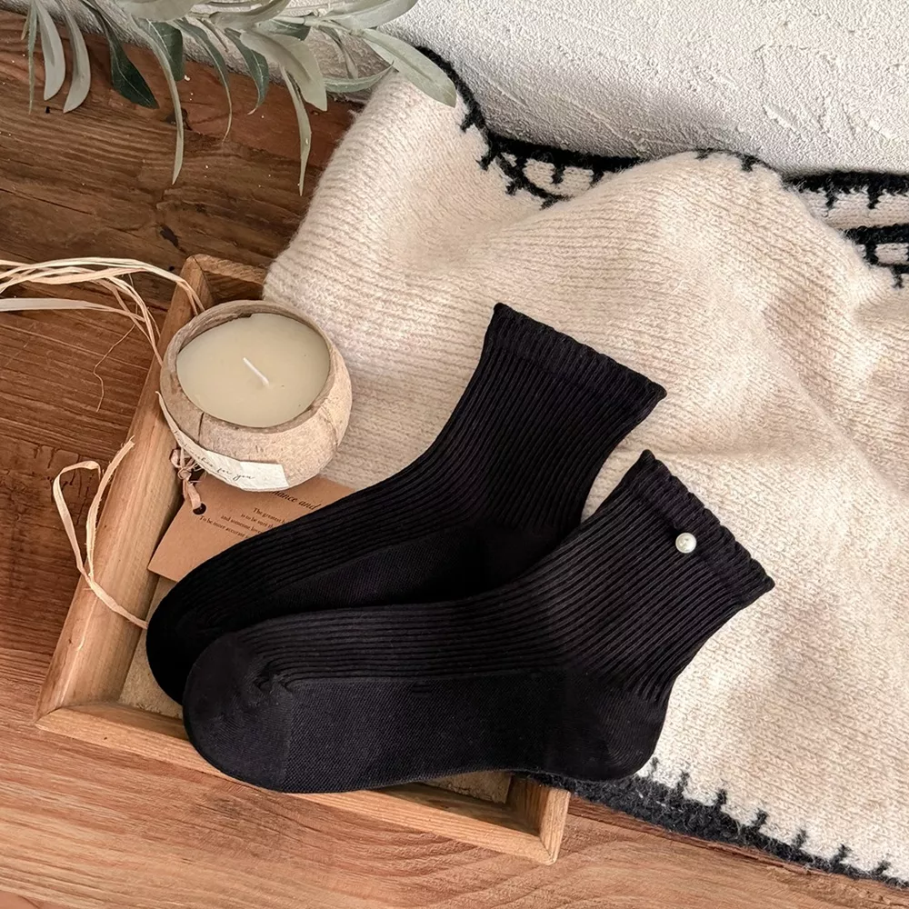 Vintage Ribbed Crew Socks, image 4