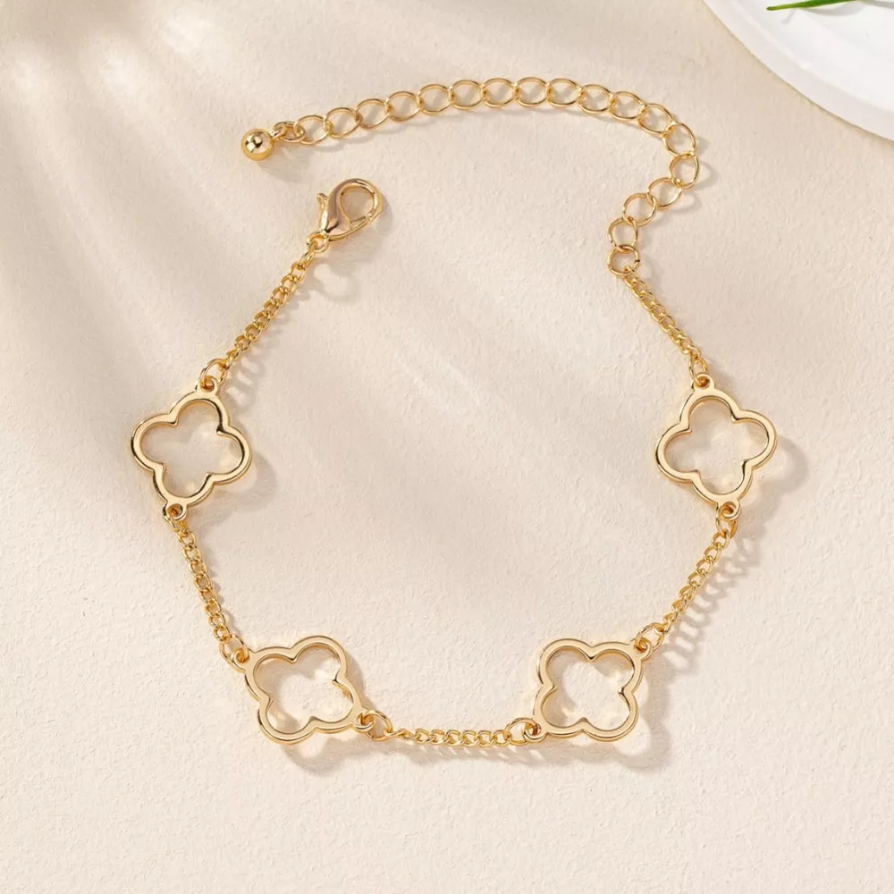 18K Gold-Plated Four Leaf Clover Bracelet, image 4