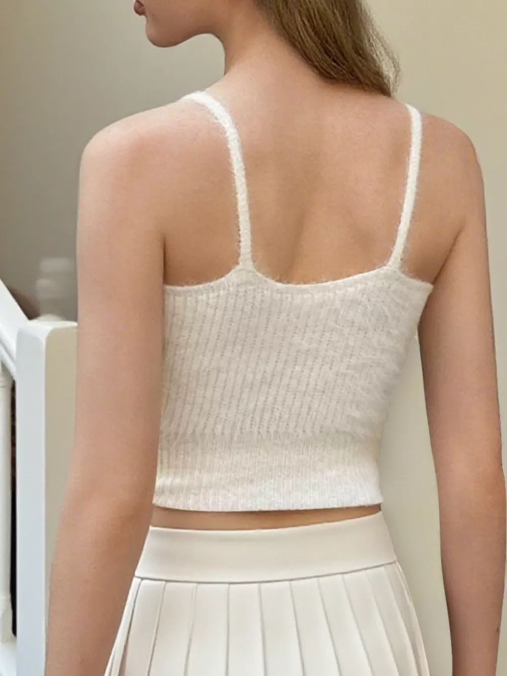 Bow Scoop Neck Cropped Cami, image 3